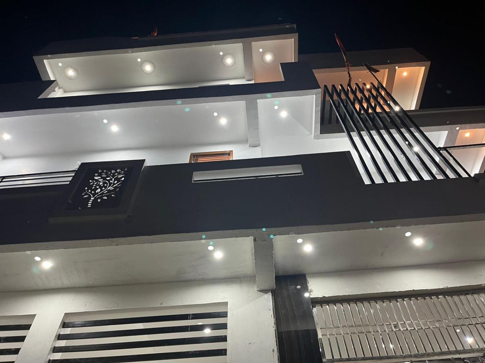 Shri Ram International Home Stay Ayodhya Exterior photo