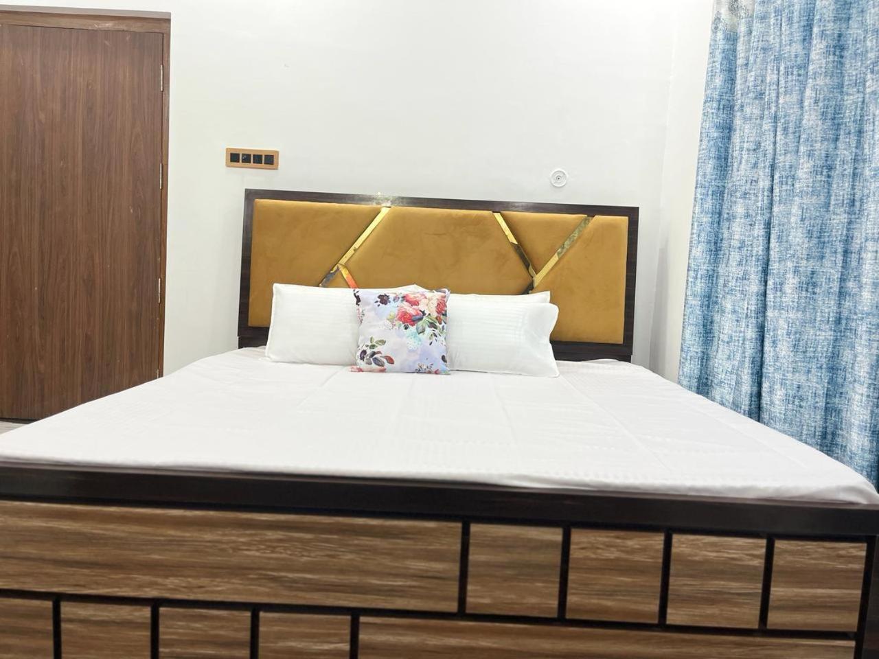 Shri Ram International Home Stay Ayodhya Exterior photo