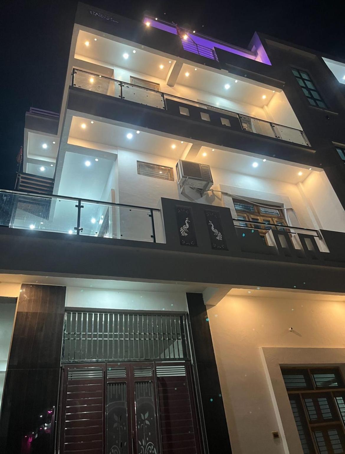 Shri Ram International Home Stay Ayodhya Exterior photo